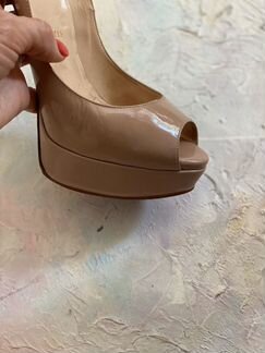 Туфли Christian louboutin