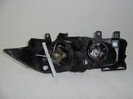 Фара правая Renault Megane 2 2006-2008