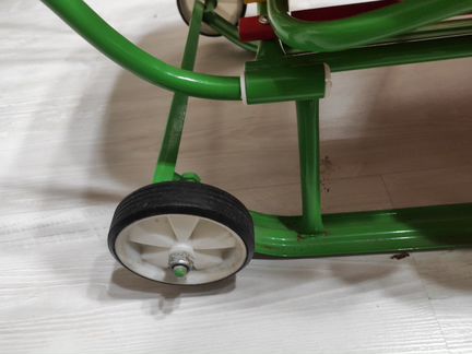 Санки на 2х колесиках