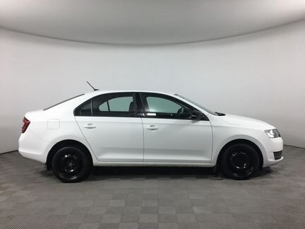 Skoda Rapid 1.6 AT, 2018, 199 500 км