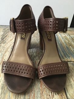 Босоножки Ecco