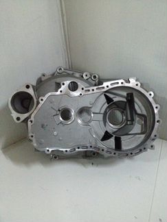 Корпус картера коробки передач для фольксваген 1.6