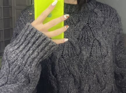 Женский оверсайз свитер Zara