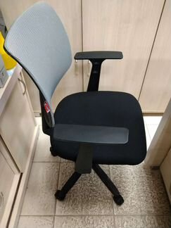 Компьютерное кресло