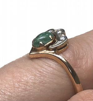 Золотое кольцо с бериллом и бриллиантами р 18