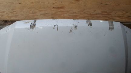 Капот Мицубиси Шариот Грандис N84-94W Chariot