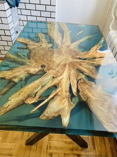 Дизайнерский стол из корня Карагача