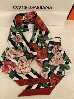 Шарф твилли Dolce Gabbana розы-полосы красный нов