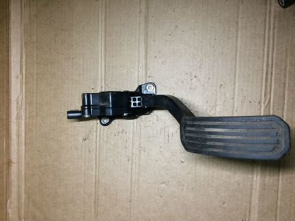 Педаль газа Тойота Камри Camry 40 2,4л