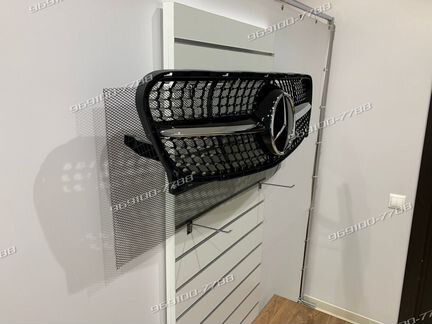 Решетка радиатора Mercedes GLA X156 Diamond Новая