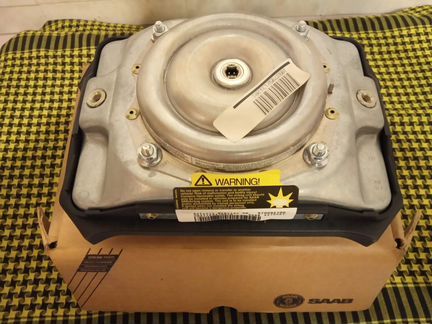 Подушка безопасности на saab 9000 новая