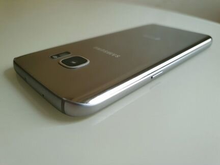 Смартфон Samsung Galaxy S7 32GB Gold SM-G930FD
