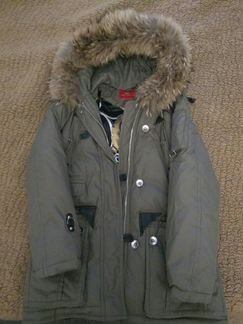 Зимняя куртка-пуховик