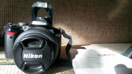 Зеркальная фотокамера Nikon D60