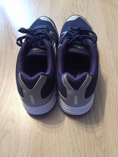 Кроссовки Umbro