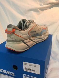Кроссовки Hoka One One (42,5 размер)