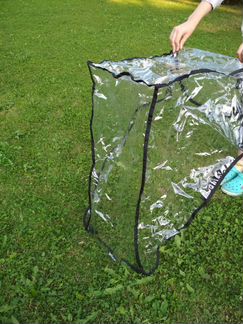 Дождевик для коляски-трости Chicco