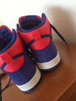 Кроссовки Nike