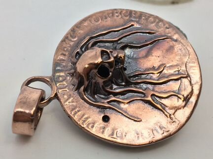 Монета кулон бронза