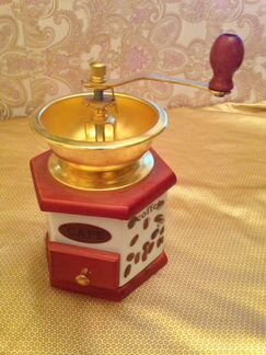 Кофемолка Прованс ручная новая