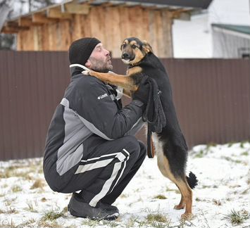 Юная милашка Торви ищет любящую семью