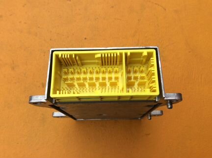 Блок управления AirBag Mercedes w204 W207 C E 204