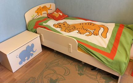 Набор европейской детской мебели (meblik)