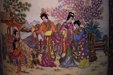 Ваза напольная китайская высотой 2,2 метра