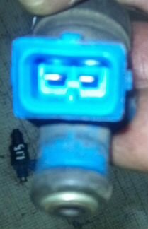 Форсунки топливные Вольво С40 В40 Volvo S40 V40