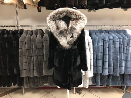 Шуба из бобра. Капюшон/чернобурка