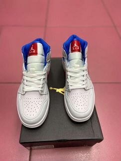 Кроссовки Nike Air Jordan 1