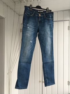 Почти новые джинсы Zara