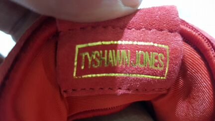 Adidas Tyshawn - EE6077 US-9.5/10