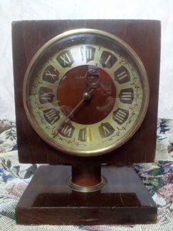 Винтажные часы 1975г