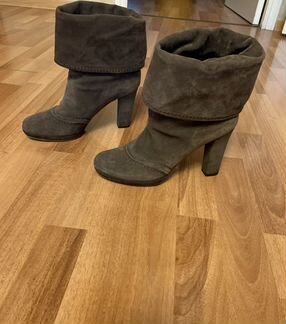 Ботильоны Prada торг уместен