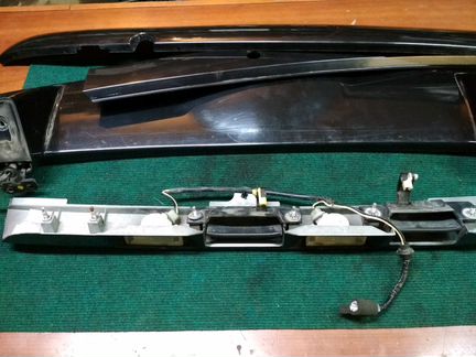 Накладка крышки багажника Ssang Yong Rexton