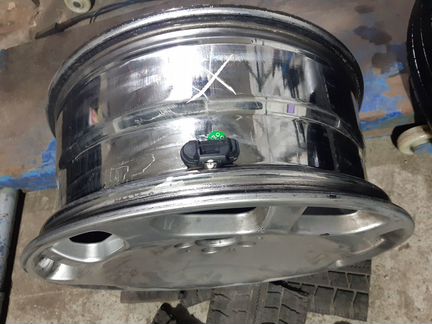 Вентили (соски) на диски майбах