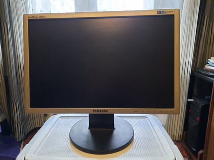 Монитор Samsung 20 дюймов