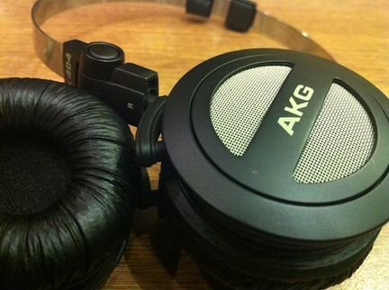 Фирменные новые высококлассные наушники AKG K404