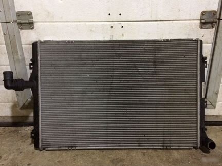 Радиатор двс VW Passat B6