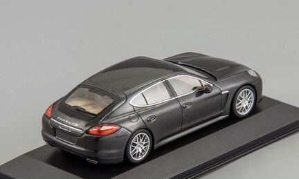 Porsche Panamera S - grey 1:43