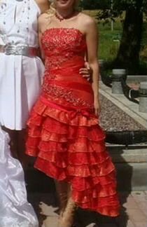 Платье праздничное