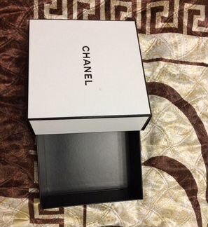 Подарочная коробка Chanel