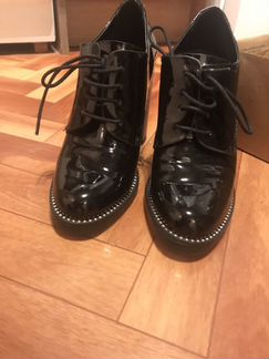 Ботинки на каблуках