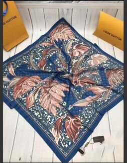 Платок Louis Vuitton шёлк новые