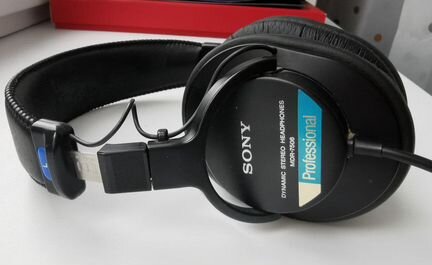 Наушники Sony MDR-7506