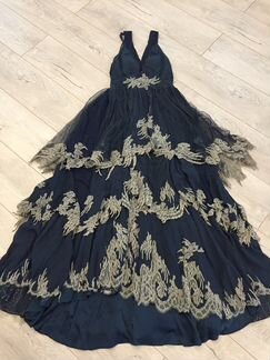 Великолепное платье